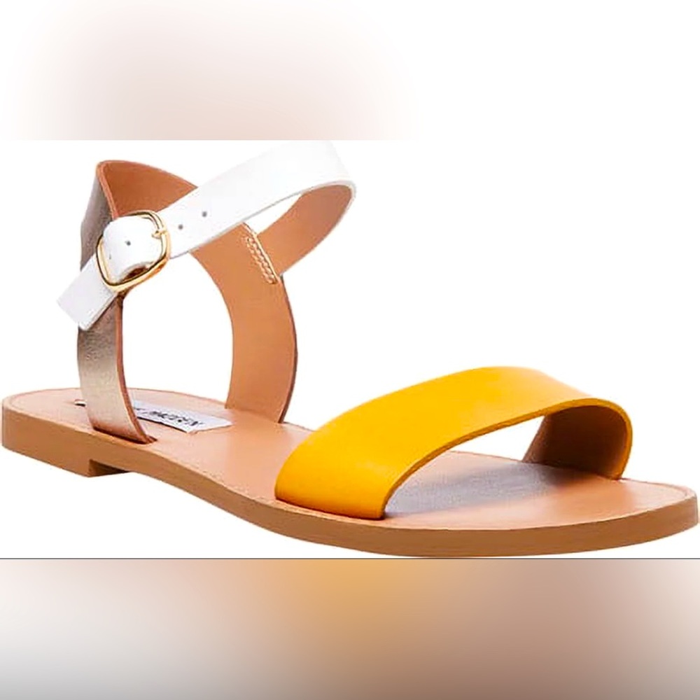 Steve Madden Donddi Leather Sandal
